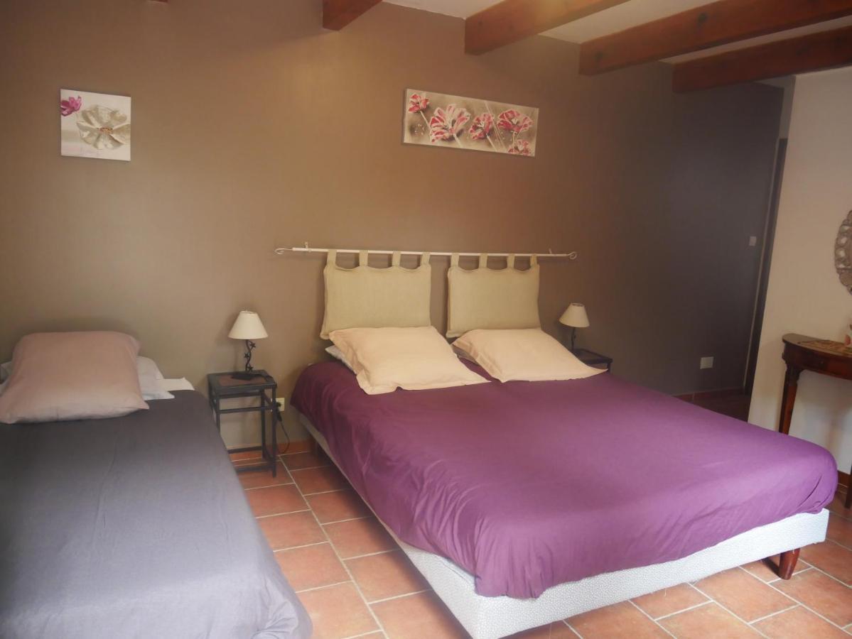 La Feniere Bed and Breakfast Vénéjan Buitenkant foto